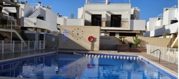 Apartamento de 2 dormitorios en Dehesa De Campoamor, Spain No. 186309 101