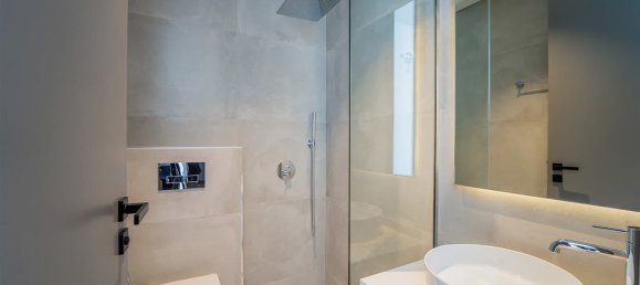 Вилла с 4 спальнями в Аль-Барари, ОАЭ № 120887 11