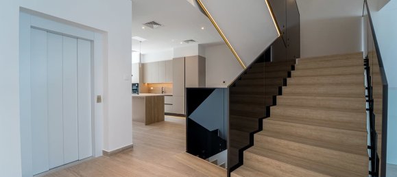 Вилла с 4 спальнями в Аль-Барари, ОАЭ № 120887 7