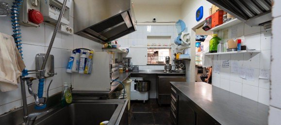 3غرفة عقار تجاري في Vittoria, Italy رقم 43619 12