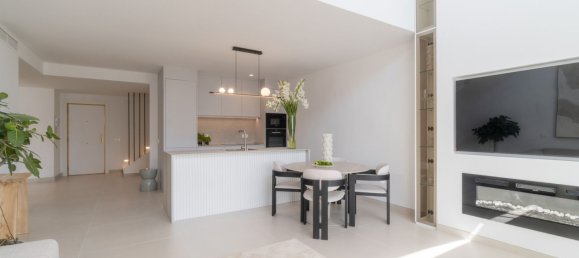 3 Schlafzimmer Penthouse in Marbella, Spain, Nr. 146520 3