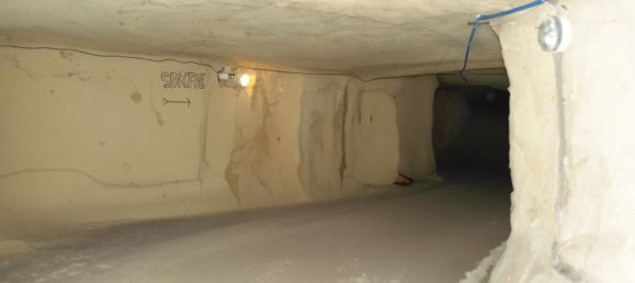 10000m² Warehouse in Larcay, France No. 215041 4