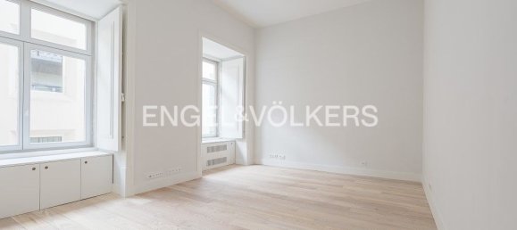 1 bedroom Apartment in Lisbon, Portugal No. 10790 2