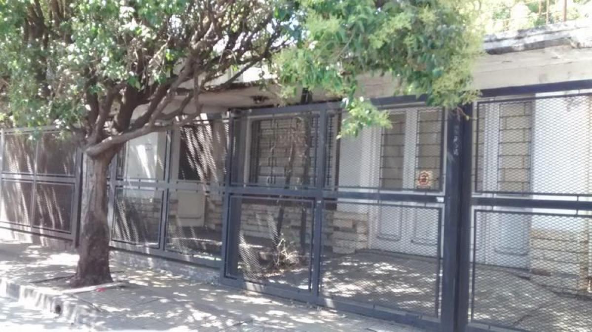 Terrain à Moron, Argentina No. 43039