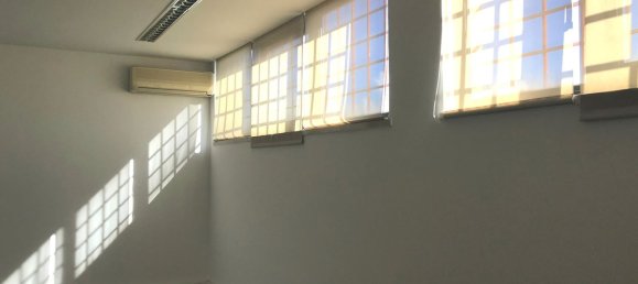 Gewerbliche Immobilie in Lisbon, Portugal 2400m², Nr. 49564 20