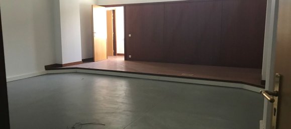 Gewerbliche Immobilie in Lisbon, Portugal 2400m², Nr. 49564 32