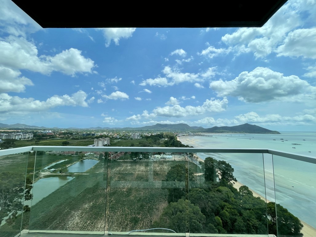 3 bedrooms Apartment in Pattaya, Thailand No. 11176