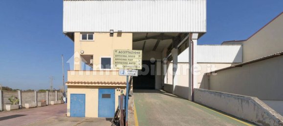 5 rooms Warehouse in Monserrato, Italy No. 336148 2
