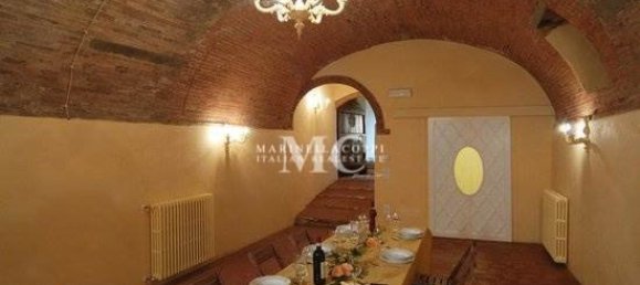 6 bedrooms Villa in Barberino Tavarnelle, Italy No. 192535 10