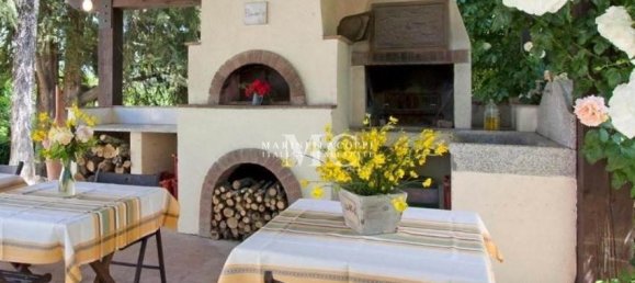 6 bedrooms Villa in Barberino Tavarnelle, Italy No. 192535 8