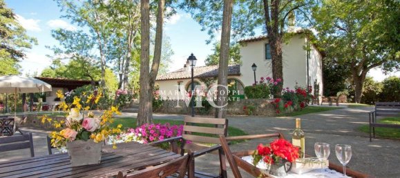 6 bedrooms Villa in Barberino Tavarnelle, Italy No. 192535 2