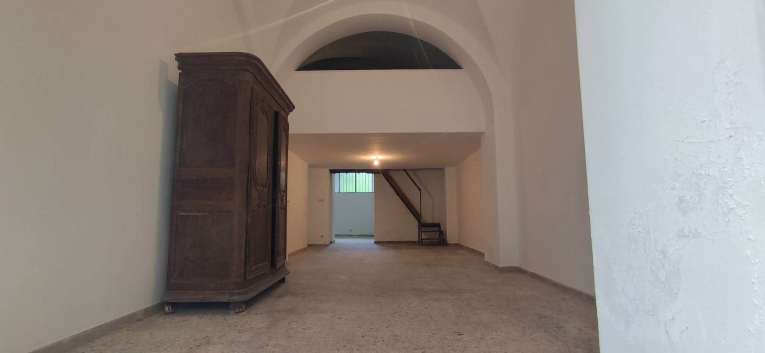 5 rooms Commercial property in Acireale, Italy No. 269525