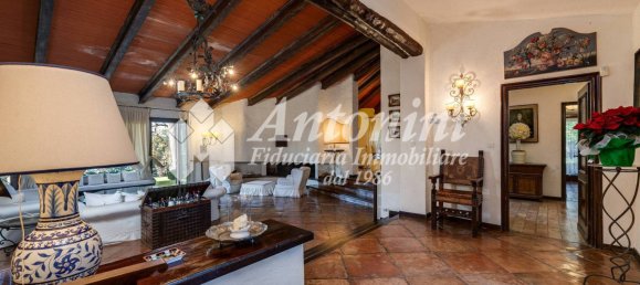 9 bedrooms Villa in Rome, Italy No. 332878 11