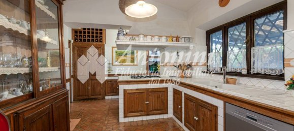 9 bedrooms Villa in Rome, Italy No. 332878 14