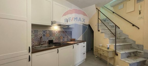 2 bedrooms House in Bari, Italy No. 380093 2