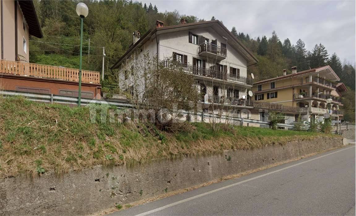 2 bedrooms Apartment in Collio, Italy No. 265510