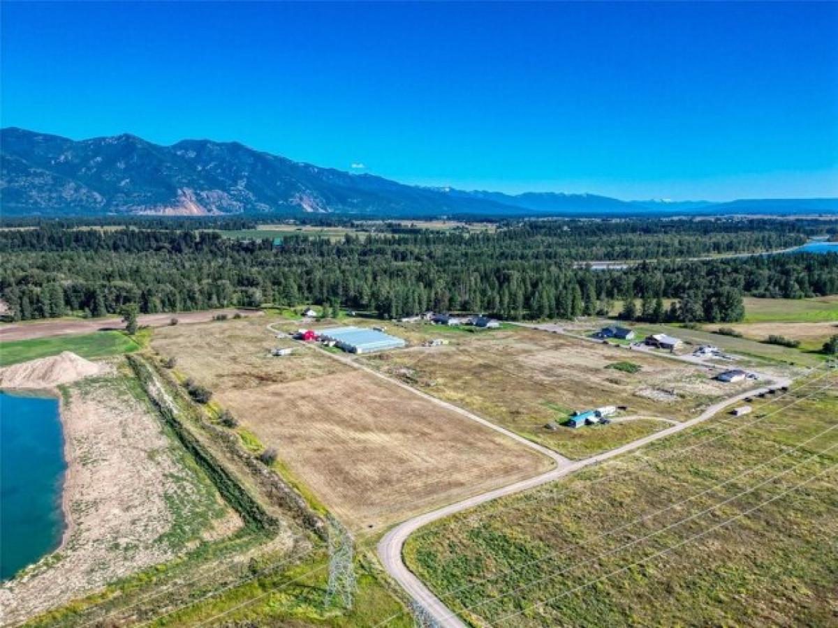  Land in Kalispell, USA No. 483541