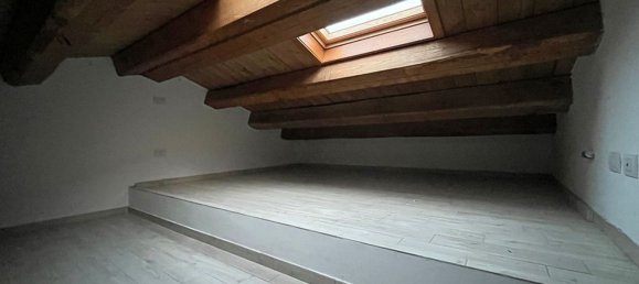 Dúplex de 2 habitaciónes en L'Aquila, Italy No. 104917 18