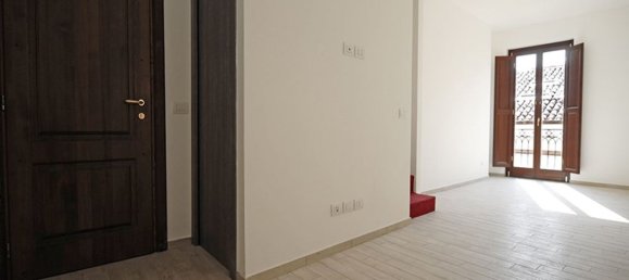 Dúplex de 2 habitaciónes en L'Aquila, Italy No. 104917 3