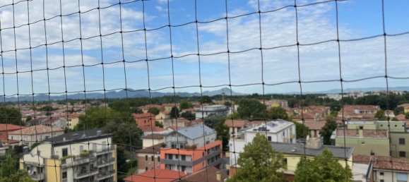 Квартира с 4 комнатами в Падуя, Италия № 301159 2