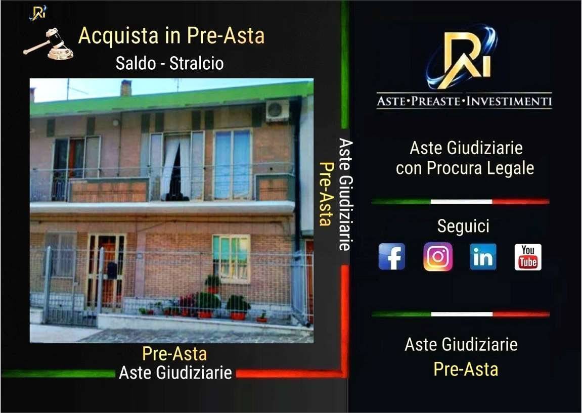 3 bedrooms Apartment in Santa Croce di Magliano, Italy No. 165723