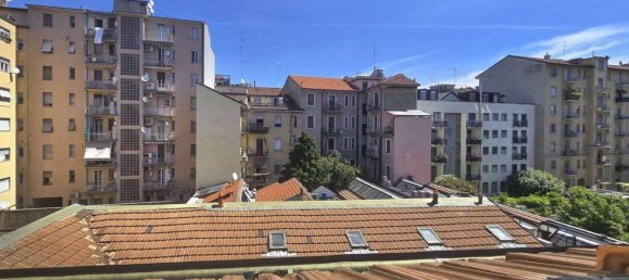 1 bedroom Apartment in Milan, Italy No. 342778 2