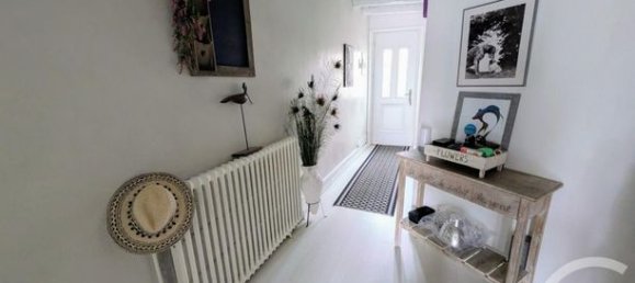 3 bedrooms House in Chateauroux, France No. 301821 2