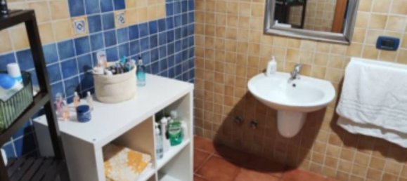 5 bedrooms Villa in Trani, Italy No. 327167 4