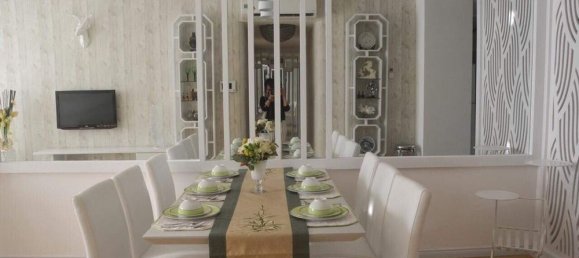 3 bedrooms Apartment in Phu Nhuan, Vietnam No. 17758 2