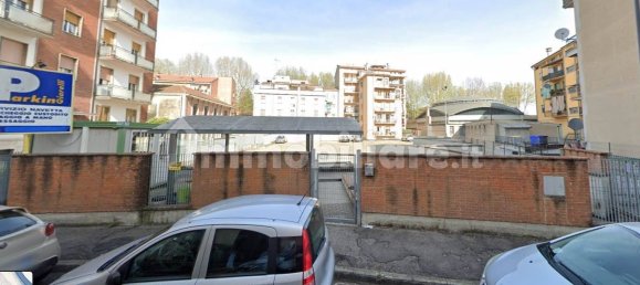 500m² Garage in Piacenza, Italy No. 208485 2