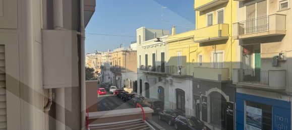 4-salle Appartement à Polignano a Mare, Italy No. 28761 6
