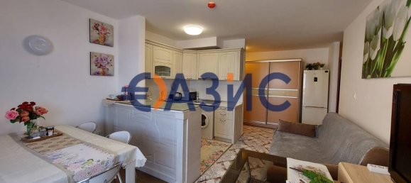 Apartamento de 2 dormitorios en Sveti Vlas, Bulgaria No. 642 18