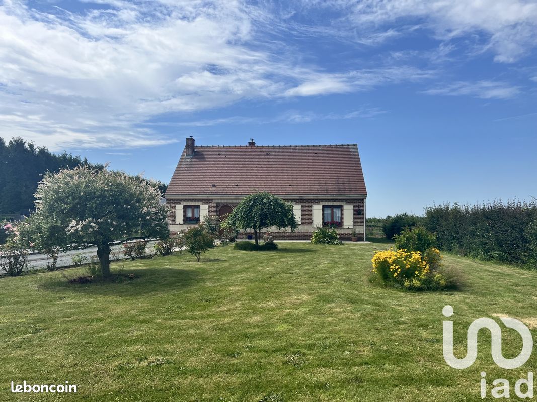 Casa de 4 dormitorios en Rubempre, France No. 160281