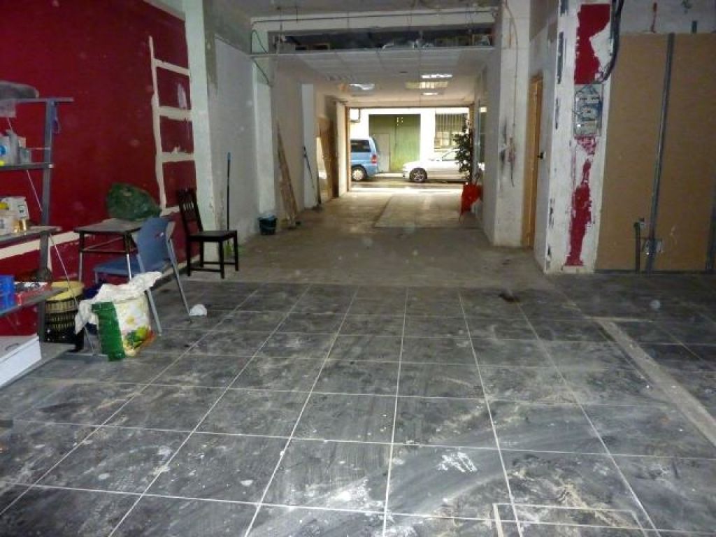 122m² Commercial property in Zaragoza, Spain No. 65149