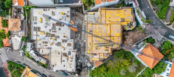 Apartamento de 2 dormitorios en Funchal, Portugal No. 89210 21