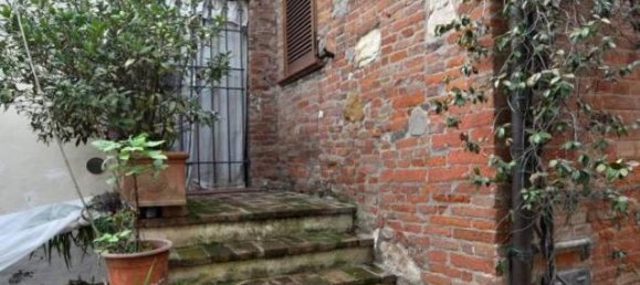 6 rooms House in Montepulciano, Italy No. 33096 18