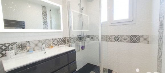 3 غرف نوم منزل في La Riviere-de-Corps, France رقم 76480 7