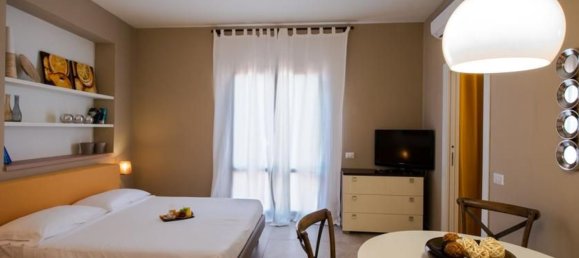 Bâtiment à Trani, Italy 290m² No. 64836 5