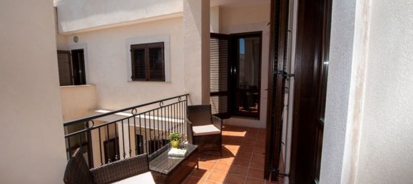 Bâtiment à Trani, Italy 290m² No. 64836 16