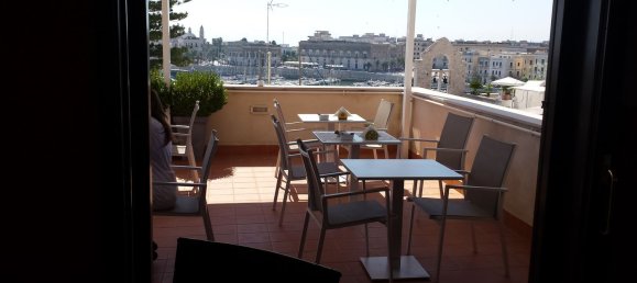 Bâtiment à Trani, Italy 290m² No. 64836 23