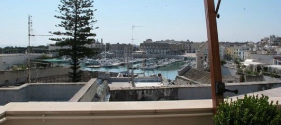 Bâtiment à Trani, Italy 290m² No. 64836 17