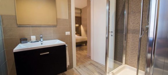 Bâtiment à Trani, Italy 290m² No. 64836 15