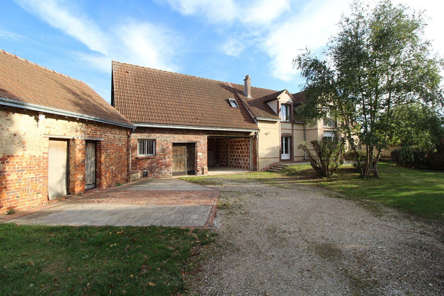 Casa T5 em Bailleau-l'Eveque, France N.º 80484