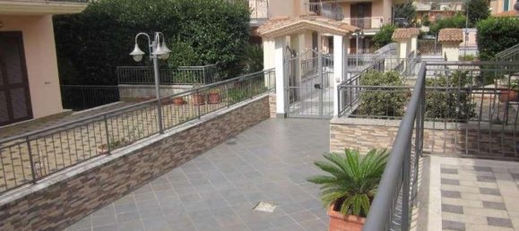 Квартира с 7 комнатами в Сириньяно, Италия № 93669 23