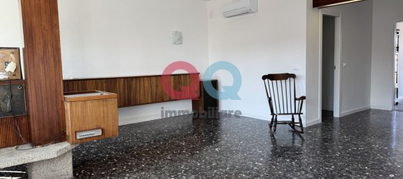 Apartamento T5 em Udine, Italy N.º 375993 21