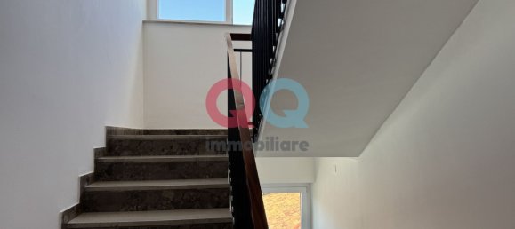 Apartamento T5 em Udine, Italy N.º 375993 48