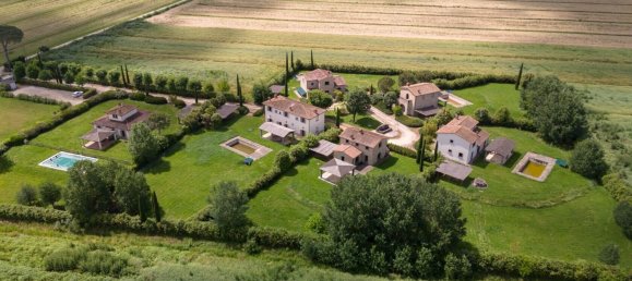 4 bedrooms Castles in Cortona, Italy No. 53548 40