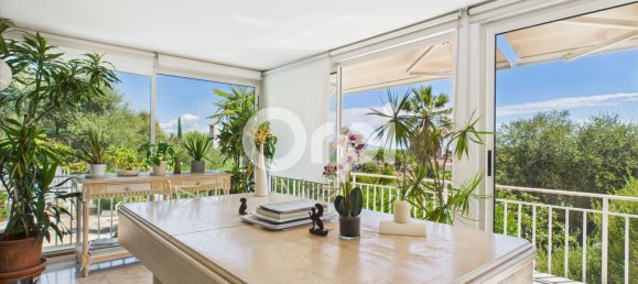 Дом с 7 комнатами в Мандельё-ла-Напуль, Франция № 297377 4