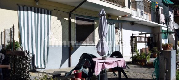 2 bedrooms House in Borgone Susa, Italy No. 121243 4