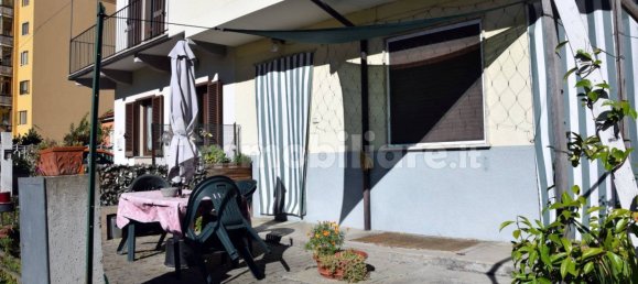 2 bedrooms House in Borgone Susa, Italy No. 121243 3